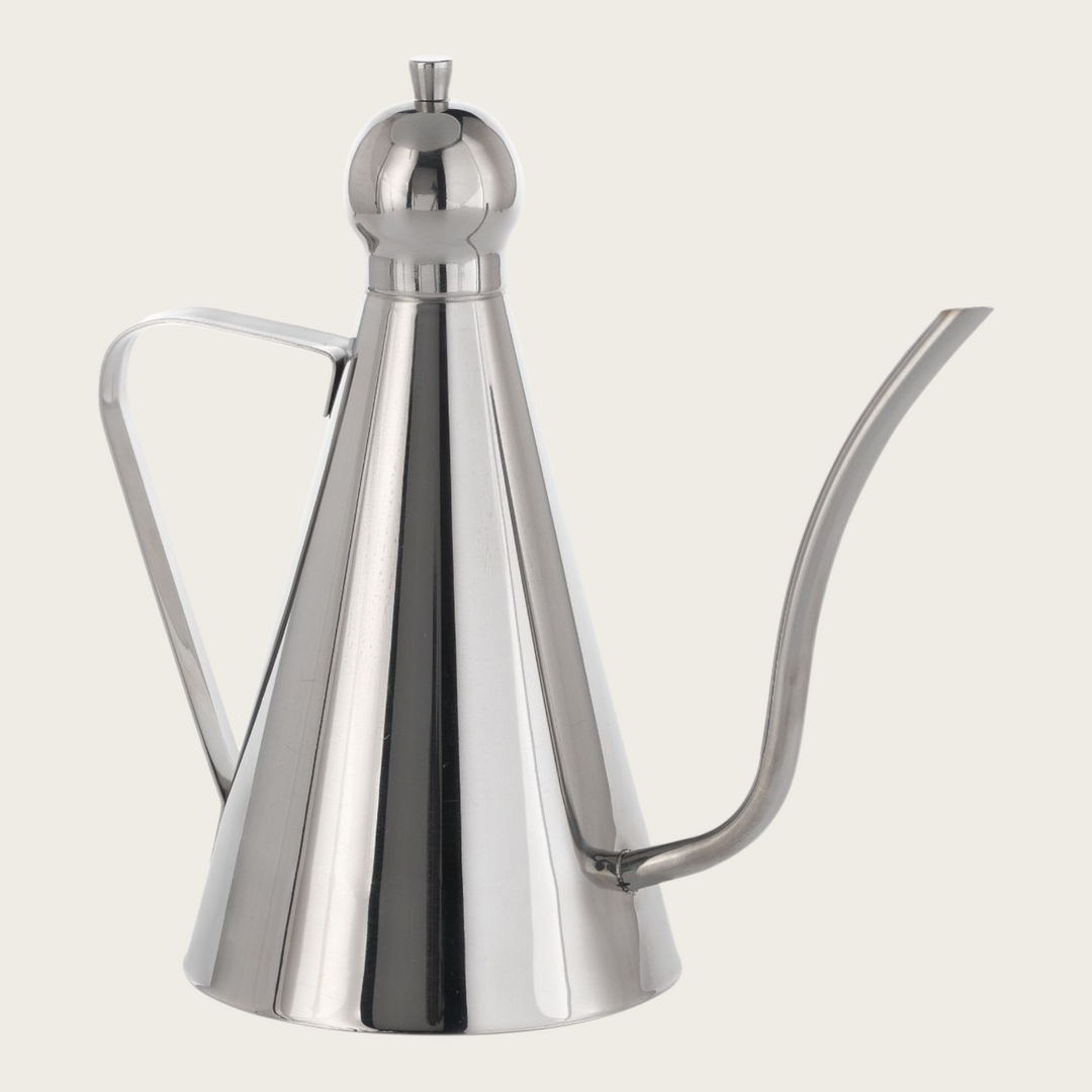 Elegante Ölkanne aus Edelstahl – 1 Liter – italienisches Design für präzises Ausgiessen